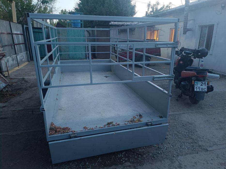 Прицеп для легкового автомобиля