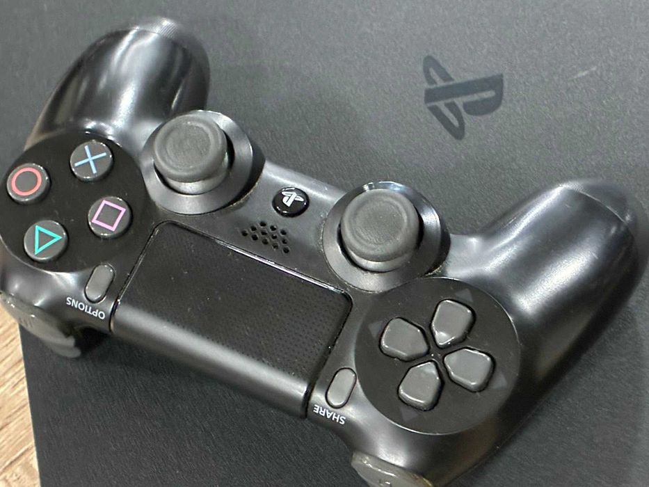 PlayStation 4 500gb хард диск