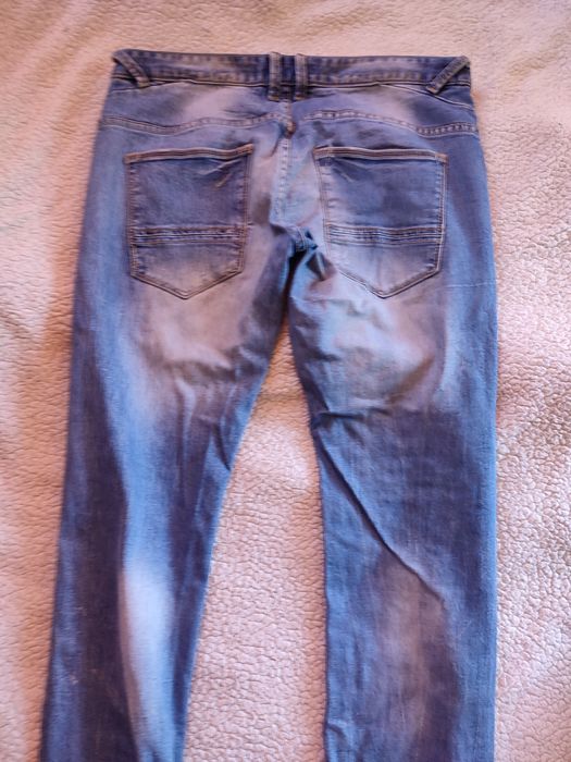 Мъжки дънки като нови