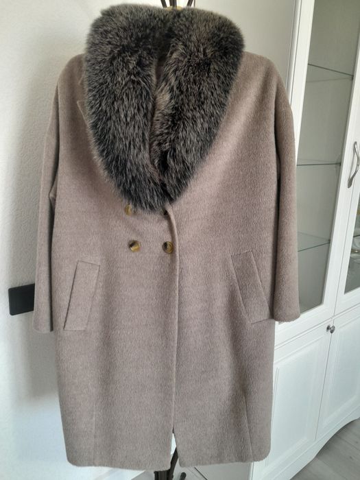 Продается новое пальто