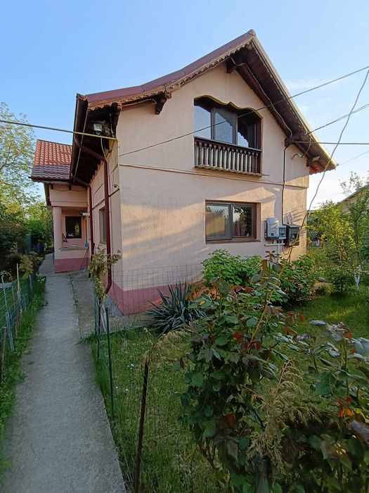 gospodarie 2 proprietati Lipanesti