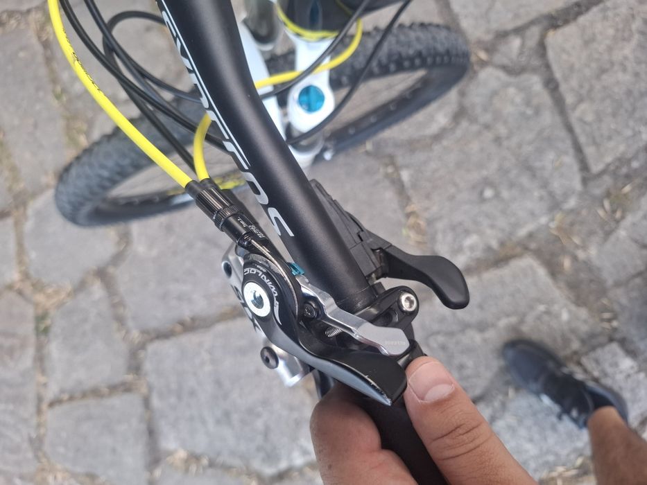 Scott spark  29 carbon L - като нов !