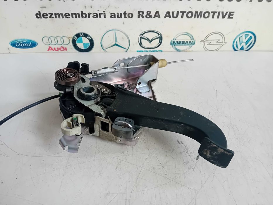 Pedala Frana De Mana Mercedes E Class W212 An 2009-2016
