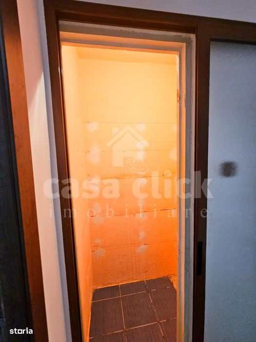4 camere decomandat Micro 39B, balcoane 25 mp