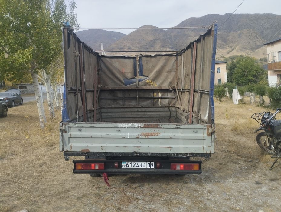 Продам газель бортовой