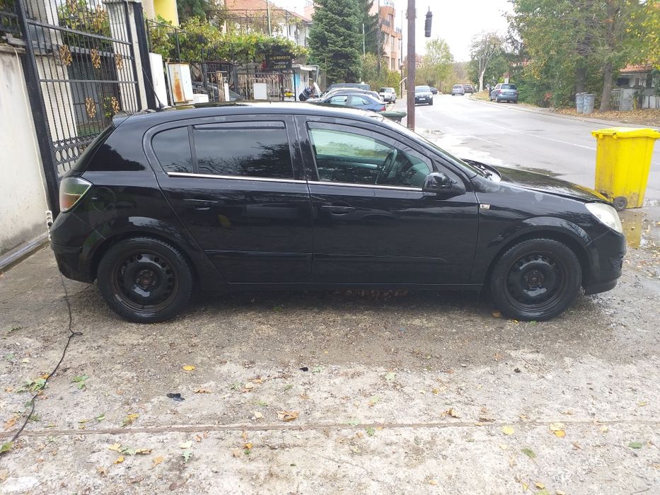 Опел Астра Н 1.9 120кс