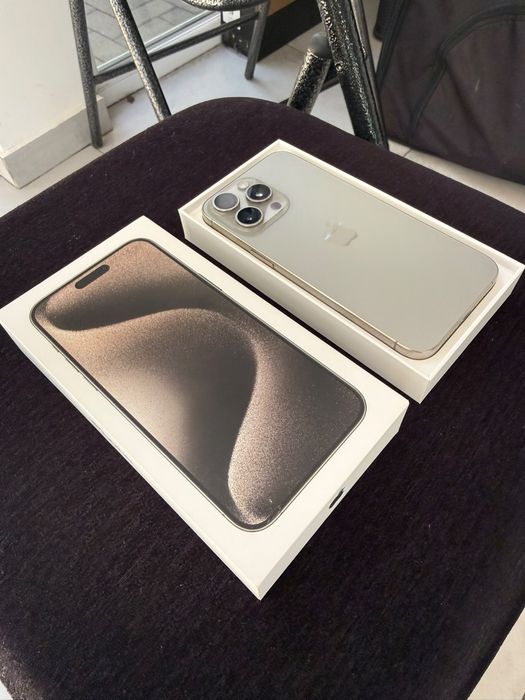 iPhone15 Pro Max Natural Titanium