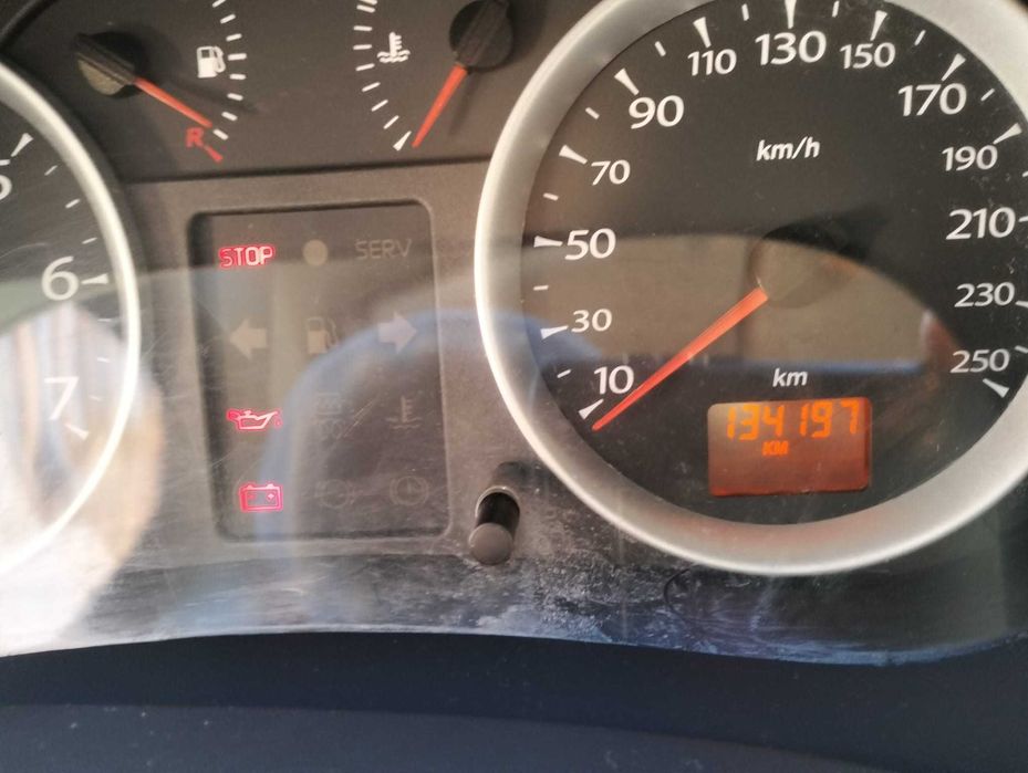 Masina RENAULT SIMBOL, an 2010, culoare ALBASTRA