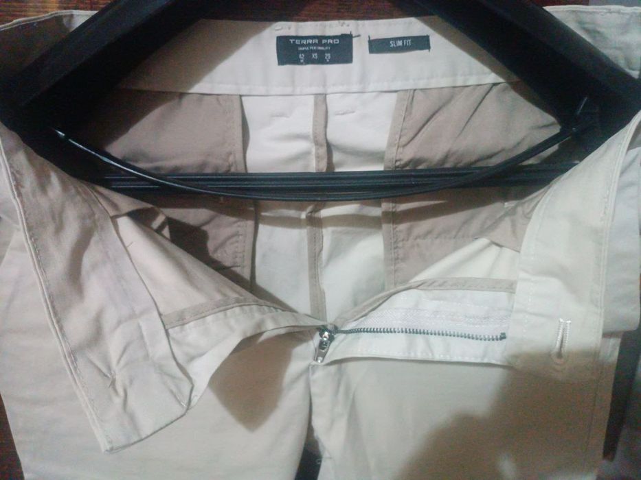 Брюки светлые мужские