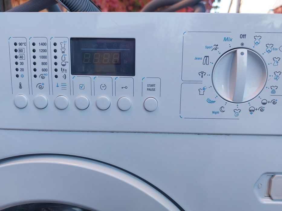 Продам стиральную машину