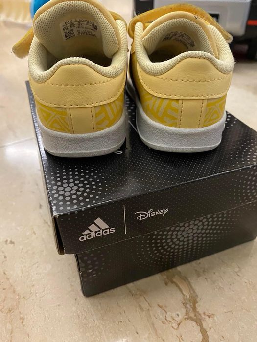 бебешки/ детски обувки adidas