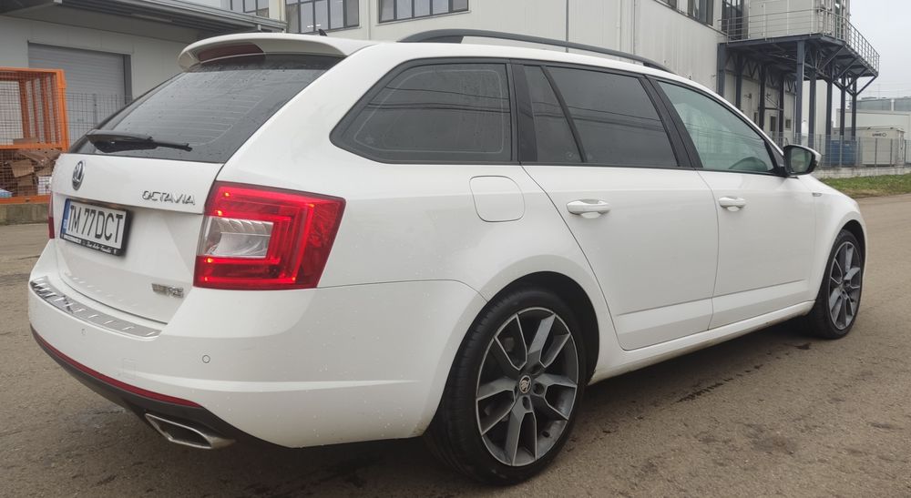 Vând Skoda Octavia RS