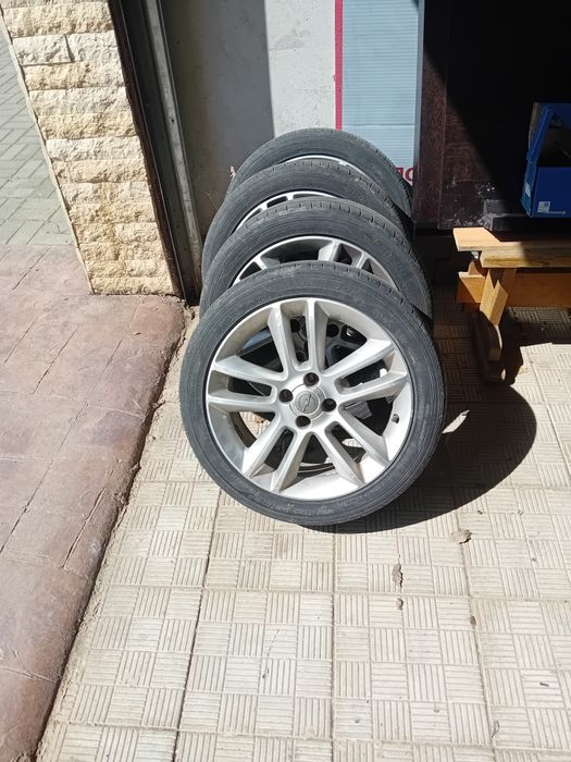 Vînd sau schimb opel corsa 1.4,fabricație 2011!