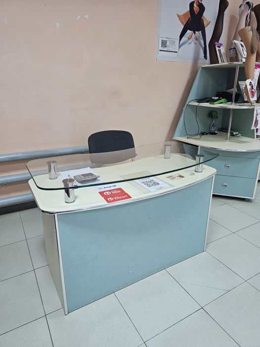Столы офисные из  ламинированного ДВП