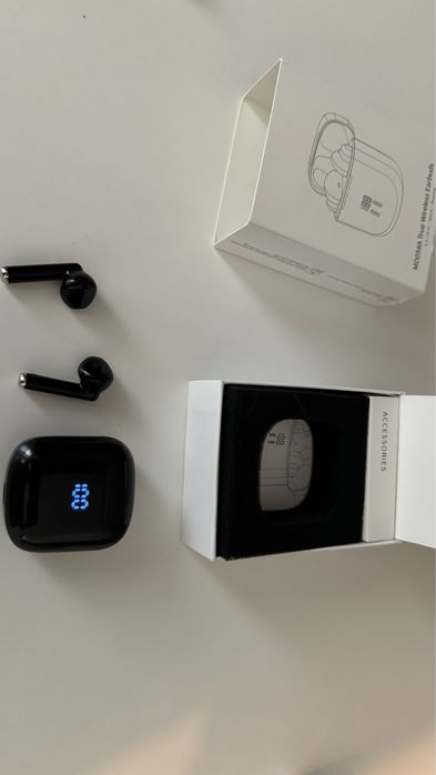 Продавам безжични слушалки MD058A earbuds