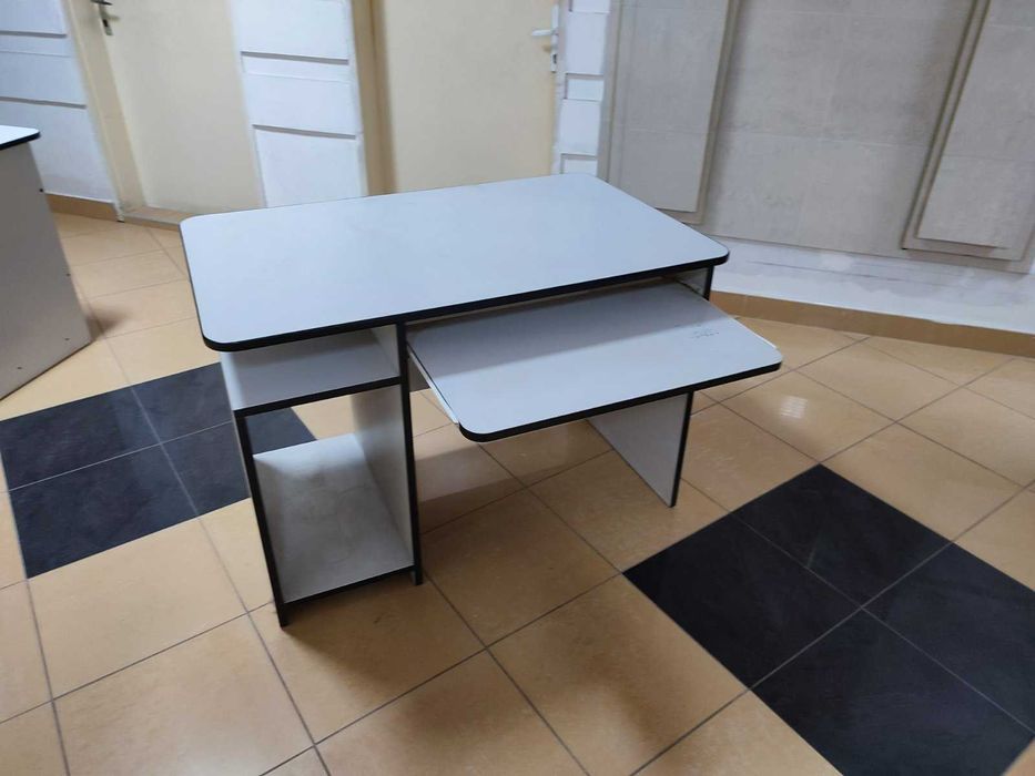 бюро - офис обзавеждане