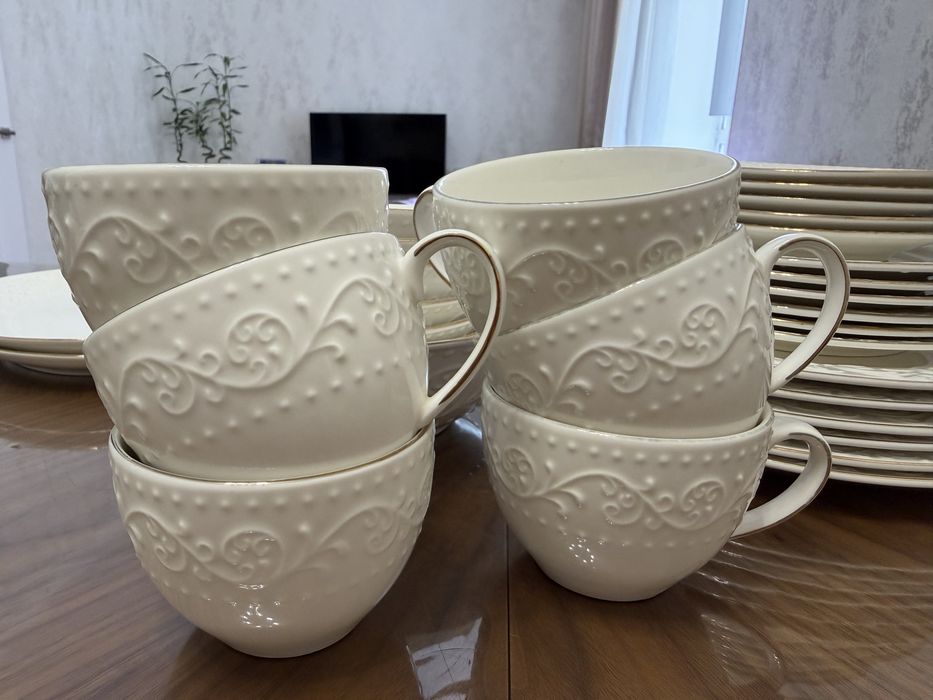 Чайно-столовый сервиз