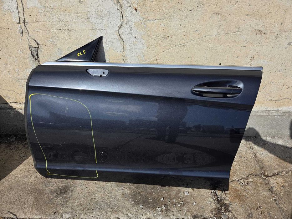 Usa stanga fata cu defect Mercedes Cls W218