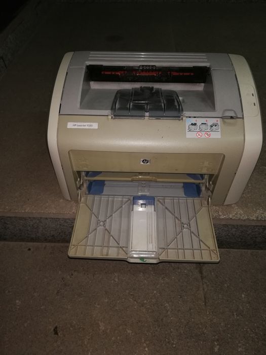 Принтер HP Laserjet1020