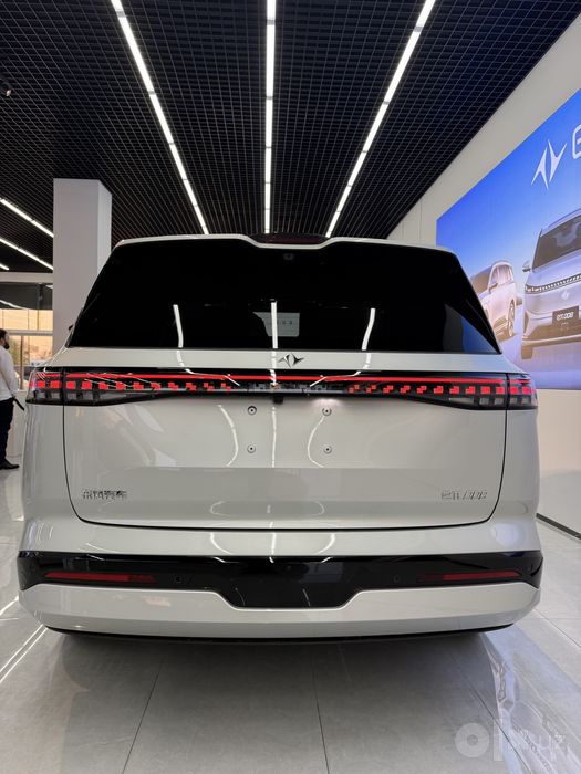 Dongfeng 008 hybrid max