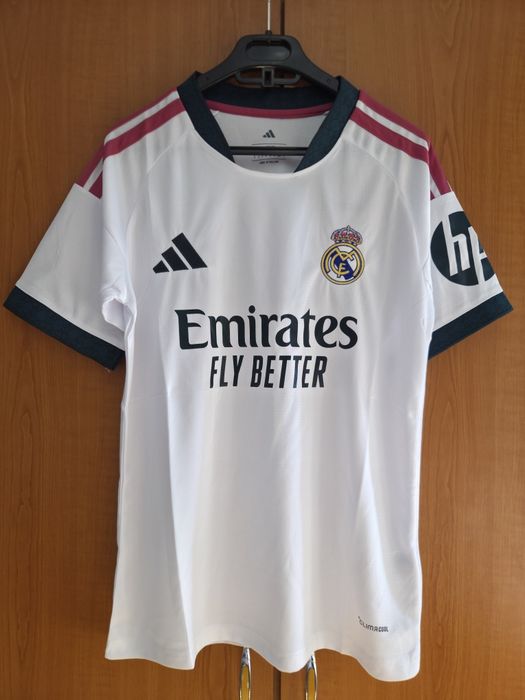 Vand tricou Real Madrid