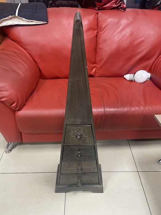 Индонезийски Ретро Шкаф - Пирамида