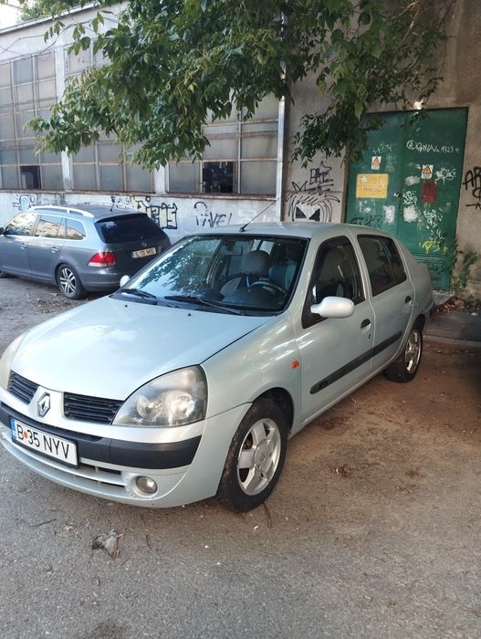 RENAULT 4 2003 — imagine 2