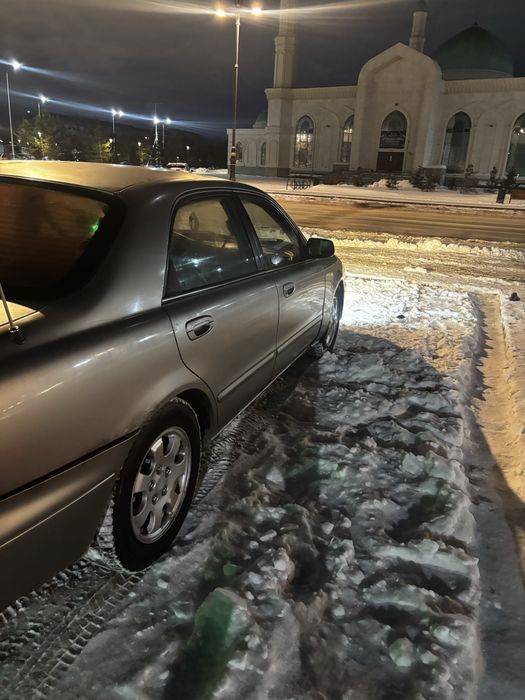 Продам срочно мазду 626