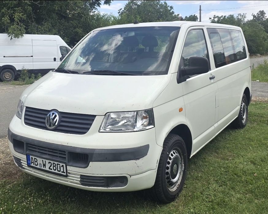 VOLKSWAGEN Transporter