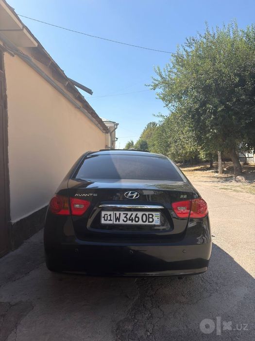 Hyundai avante sotiladi
