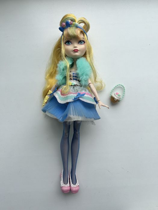 Продам куклу ever after high