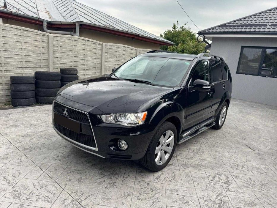 MITSUBISHI Outlander 2013 — imagine 2