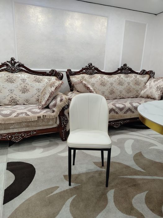 Срочно, продаю стулья