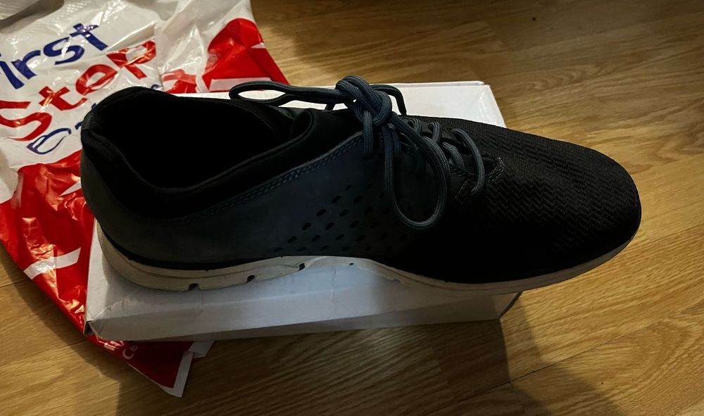 Кроссовки класные