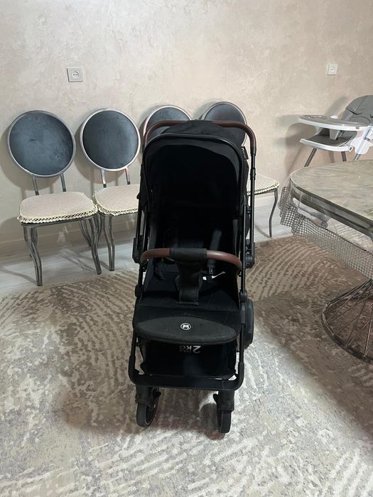 Коляска б/у в отл состояние 18000 и