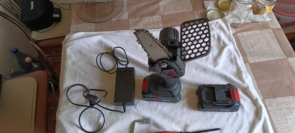 Minidrujba cu acumulator