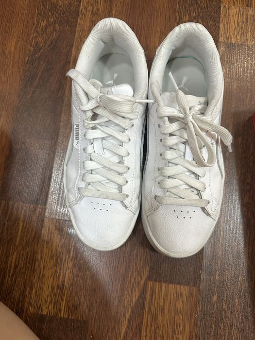 Белые кросовки