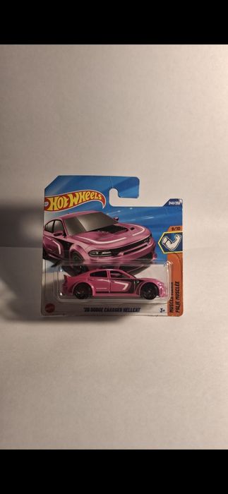 Hot wheels машинки