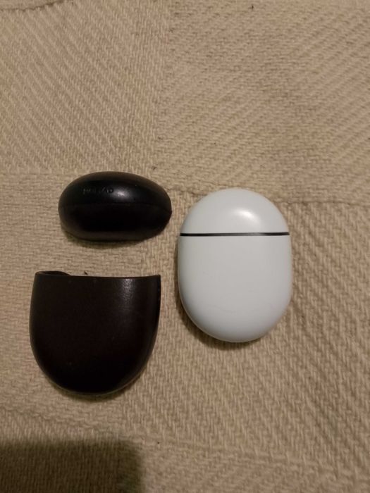 Pixel buds first generation