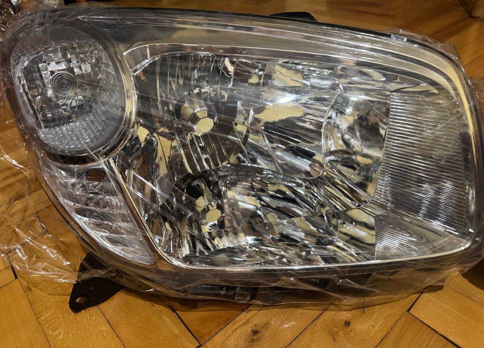 Нови фарове за Тойота Рав 4