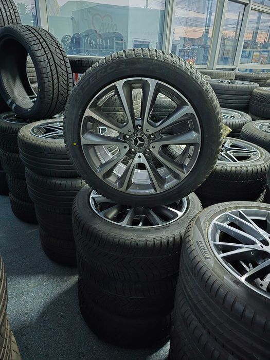 Jante Mercedes W213 E Class anvelope iarna Pirelli 275 40 18