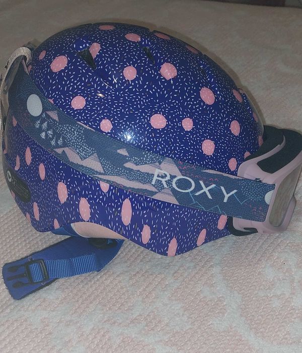 Roxy каска и ски маска детски