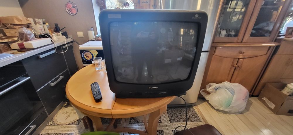 Телевизор  supra