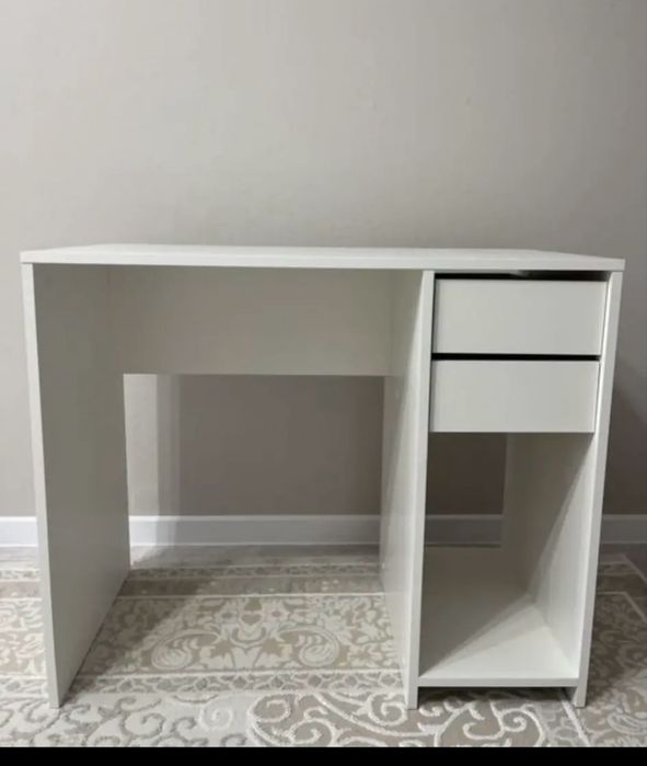 Стол письменный самовывоз 15 тысяч