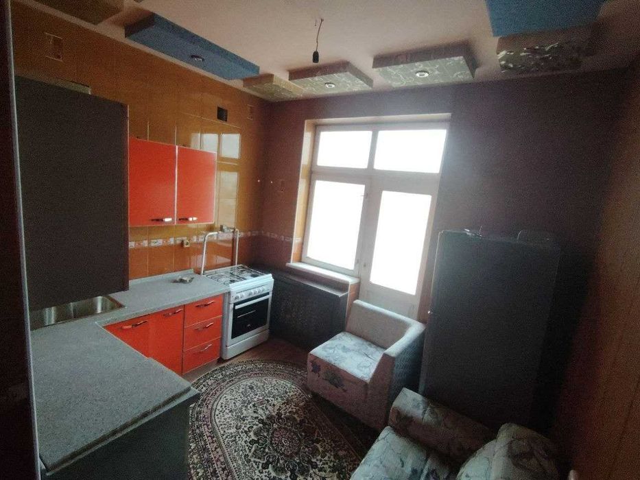 3 хоналик квартира 4 кават кирпичный дом, динамо