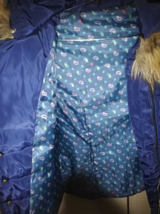 Продам женскую куртку