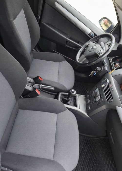 Vand opel Astra H 1.4 benzina