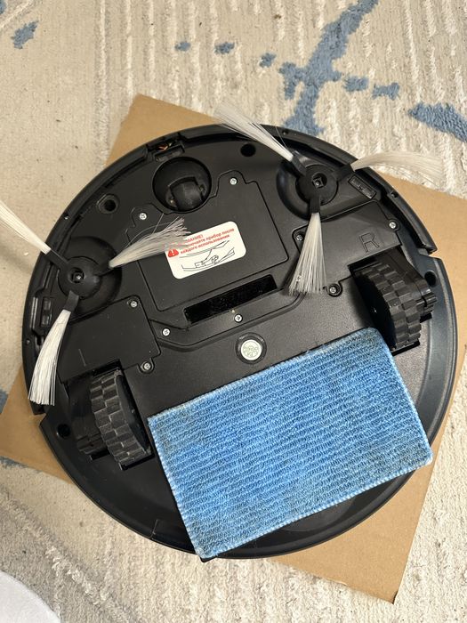 Продам пылесос-робот