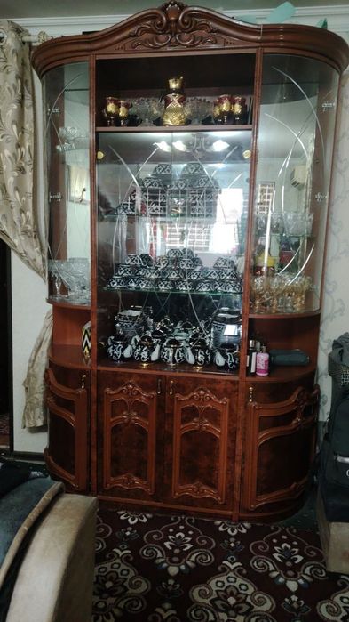 Mini stenka sotiladi