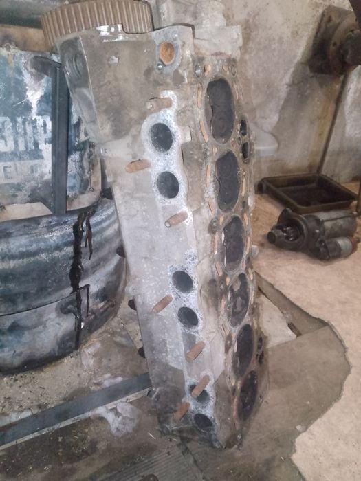 Продам головку блока цилиндров